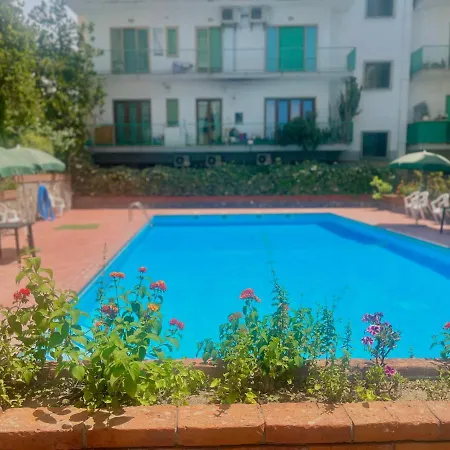 Pool Family Big Appartament In Center Daire