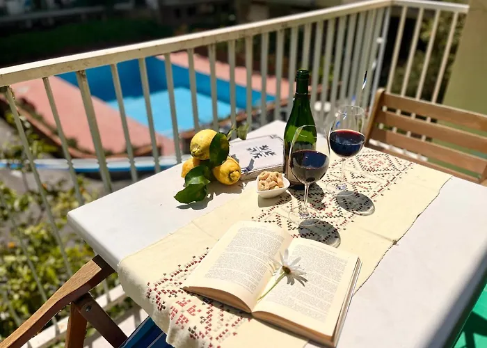 Pool Family Big Appartament In Center ソレント